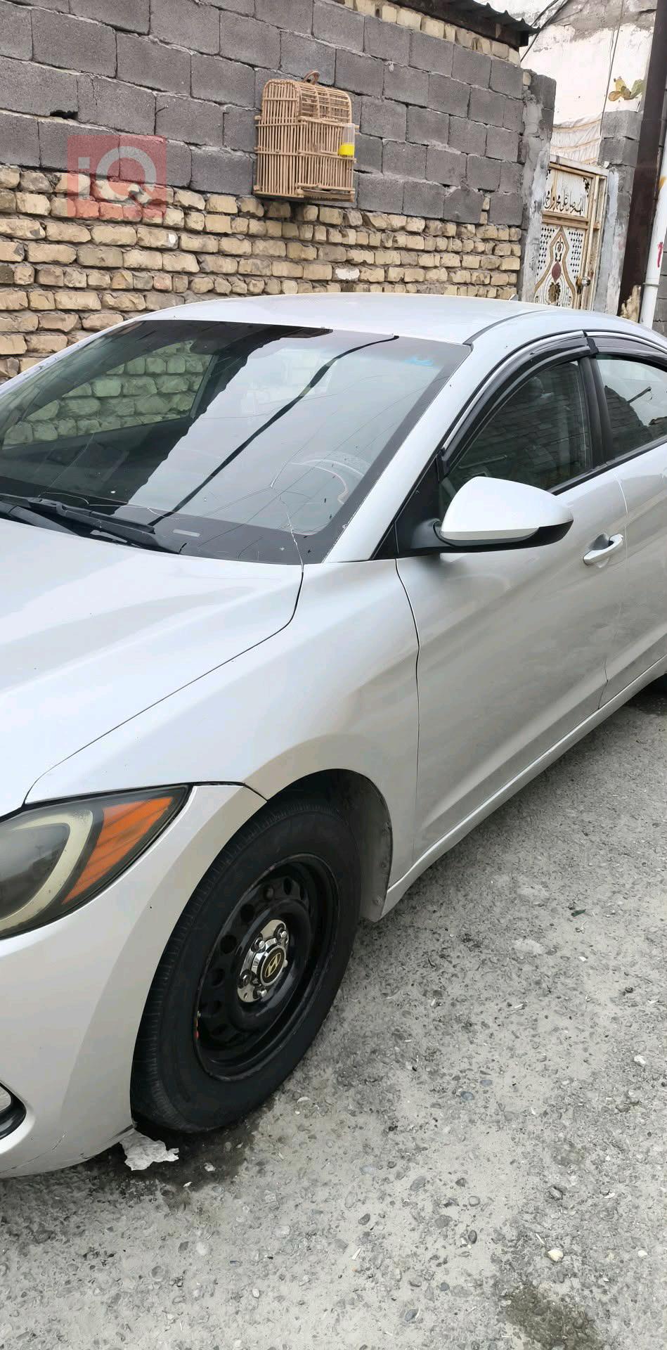 هيونداي النترا